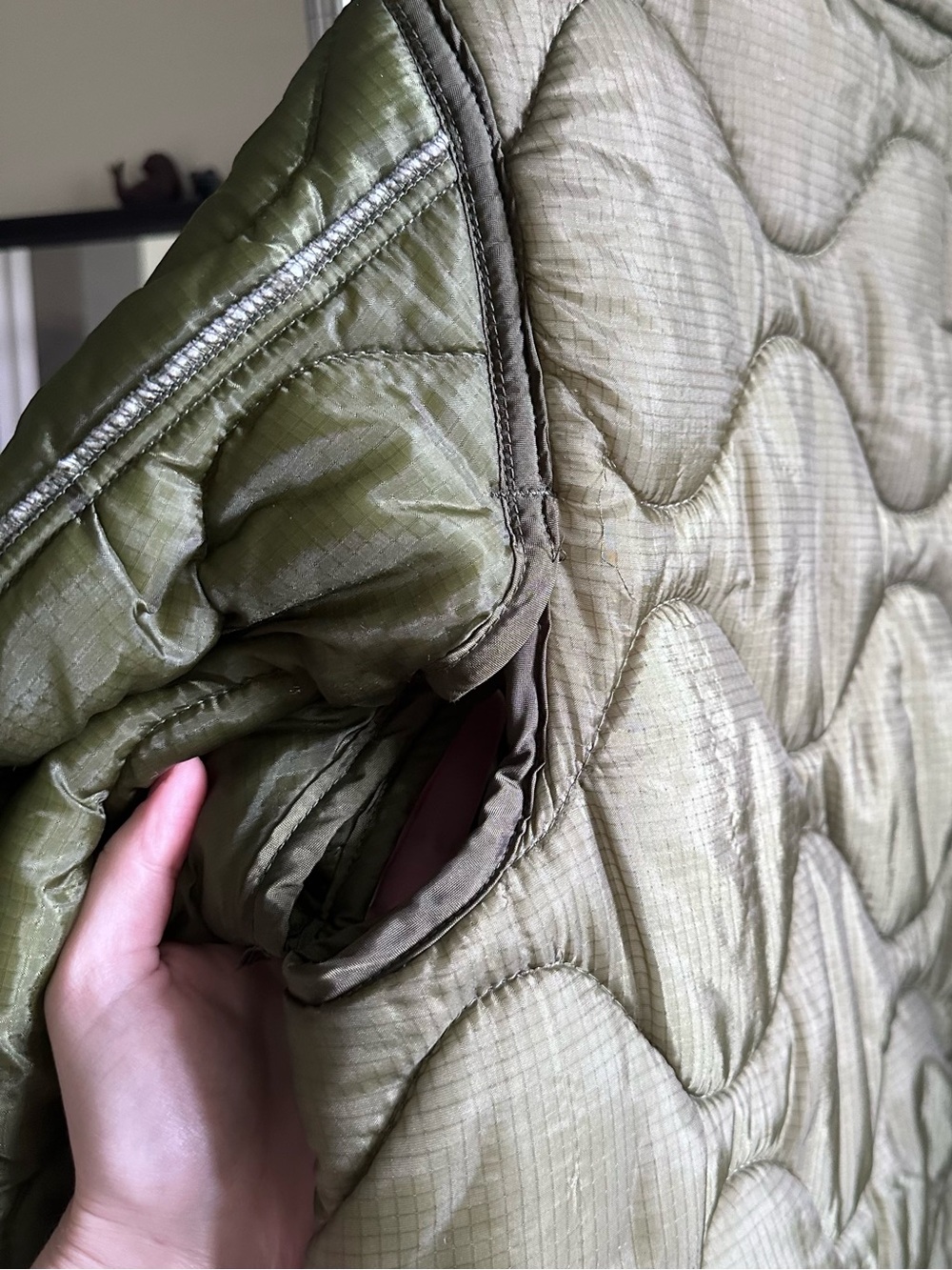 Vintage Olive Green Quilted Military Liner Jacket - Picture 7 of 8